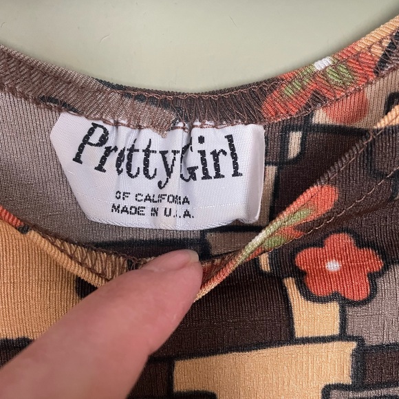 VTG Pretty Girl Floral Geometric Crop Top - Picture 3 of 3